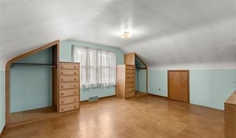 9881 Quandt Ave, Allen Park, MI 48101
