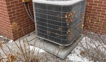 356 N Jefferson St, Berne, IN 46711
