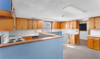 406 S Main St, Archie, MO 64725