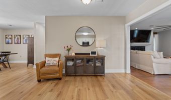 609 Beyer Dr, Bay St. Louis, MS 39520