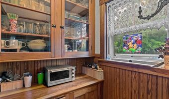 161 Ocean Ave, Cranston, RI 02905