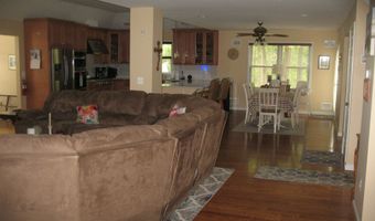 550 Egenolf Pl, Bayville, NJ 08721
