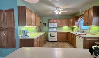 609 5th Ave, Ackley, IA 50601