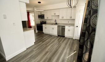 42 HERITAGE Dr, Dover, DE 19904
