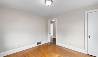 626 E Wilbeth Rd, Akron, OH 44306