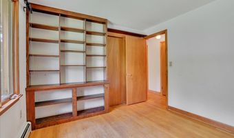 16 Rosewood Ln, Bolton, CT 06043