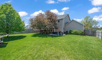 947 11th Ave SE, Altoona, IA 50009