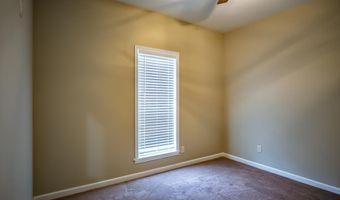 111 College St, Batesville, MS 38606