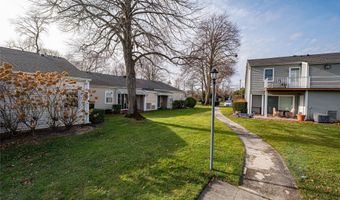 118 Harbor S, Amityville, NY 11701