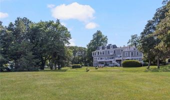 44 Bliss Mine Rd 10, Middletown, RI 02842