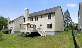 392 Sedgewood Ln, Ann Arbor, MI 48103