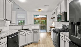 3809 Clear Lake Way NW, Acworth, GA 30101