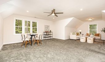 7037 Meadow Gate Dr, Apex, NC 27502