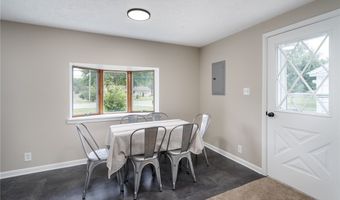 48304 State Route 113, Amherst, OH 44001