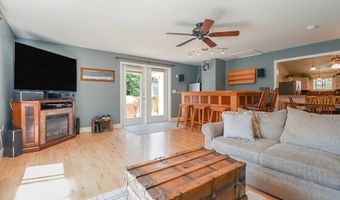 10 Belmont Dr, Barnstead, NH 03225