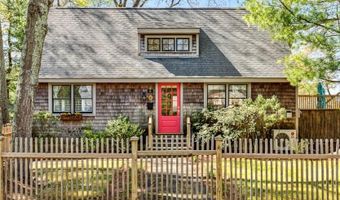 74 Acre Ave, Barrington, RI 02806