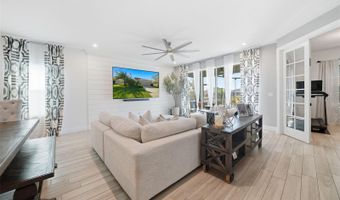 5435 SILVER SUN Dr, Apollo Beach, FL 33572