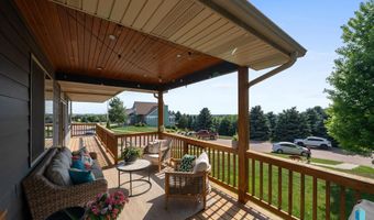 212 N Fairway Dr, Brandon, SD 57005
