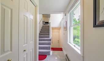 73 Head Of The Tide Rd, Belfast, ME 04915