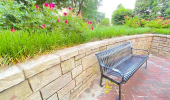 7111 WOODMONT Ave 103, Bethesda, MD 20815