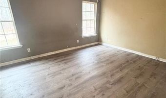 156 DOGWOOD GLEN Dr, Aragon, GA 30104