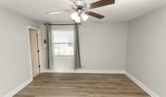 414 Pine Glen Dr, Albany, GA 31705