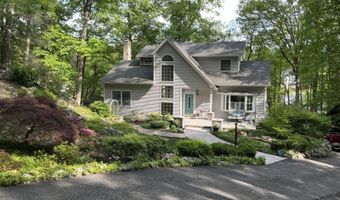 48 Hemlock Ave, Andover, NJ 07860