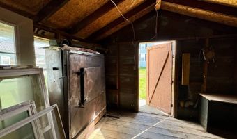 806 7th Ave, Britton, SD 57430