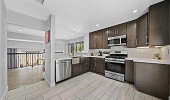 848 W Huntington 23, Arcadia, CA 91007
