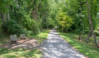 23664 Meade Dr, Abingdon, VA 24211