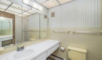 11 Strawberry Hill Rd, Bedford, NH 03110