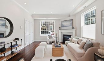 155 W 9th St 1, Boston, MA 02127
