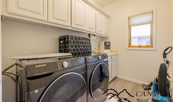 2307 Cougar Ave, Cody, WY 82414