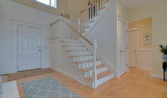 638 E Shore Dr, Acton, ME 04001
