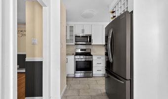 27 MECHANIC St, Bayonne, NJ 07002