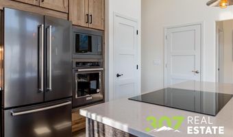 99 Irene Dr 233, Cody, WY 82414