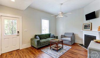 534 E Gordon Ln, Savannah, GA 31401