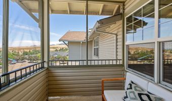 989 Golden Aspen Pl, Ashland, OR 97520