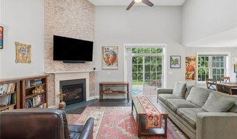 80 Conley Ave 6, Cranston, RI 02921