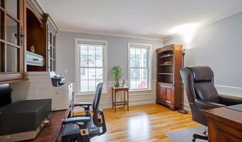 9 Taconic Dr, Amherst, NH 03031
