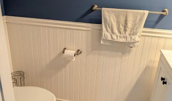 1960 Breakers Dr, Barnegat, NJ 08005