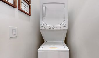 223 Sierra Dr SE C1, Albuquerque, NM 87108