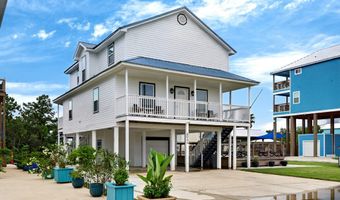 4044 Mindanao St, Bay St. Louis, MS 39520