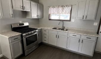4130 Woodmere Dr, Austintown, OH 44515