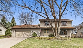 1181 Karth Lake Dr, Arden Hills, MN 55112