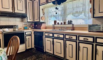 2540 Crescent Dr, Albany, GA 31705