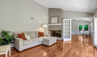 5919 KELLEY Ct, Alexandria, VA 22312