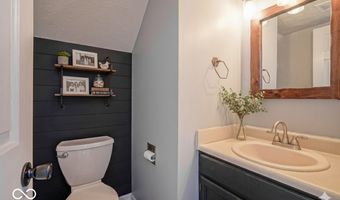 5004 Plantation St, Anderson, IN 46013