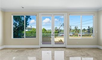 1107 Las Flores Dr, Carlsbad, CA 92008