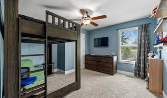 806 154th Cir, Basehor, KS 66007